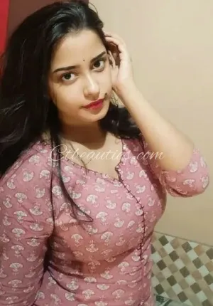 Rihanna Raj u girl available beautiful girl genui Komal Sharma beautiful Photo 2 of 4