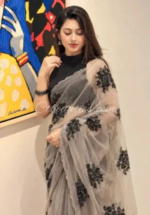 Rishi nagar call girl service in diya singh ji Call me call Photo 1 of 3
