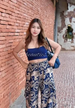 Riya high profile model college osmanabad CALL ME Photo 1 of 2