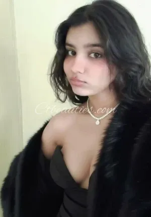 Riya kumari call girl beautiful girl  Cash payment hand Photo 4 of 4