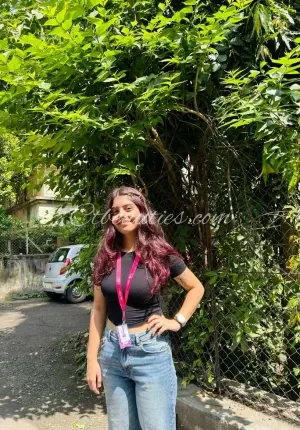 Riya Singh call girls call me book now  TODAY LOW 🔅 Photo 2 of 5