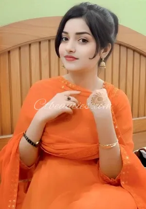 Riya Thakur Riya is the Photo 5 of 5