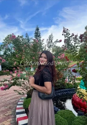 SAFE AND SECURE TODAY LOW PRICE HIGH PROFILE COLLAGE GIRL'S AVAILABLE Nisha escort service Photo 1 of 4