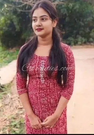 Saloni patil  Saloni  patil Photo 5 of 9