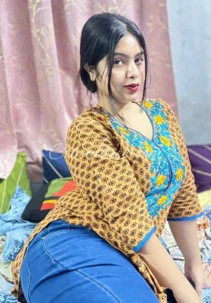 Saloni patil  Saloni  patil Photo 9 of 9