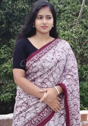 Sapna geniune call girl full cash payment. No . VIP PREMIUM CLASSIC Photo 2 of 3