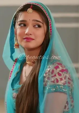 Saumya  Makad Malina the Photo 2 of 10