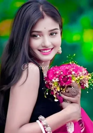 Sayoni Ghosh  Savni Ghosh available Photo 2 of 9
