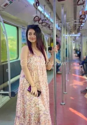 Shahnaz Akhtar 24/7 available college Photo 2 of 3