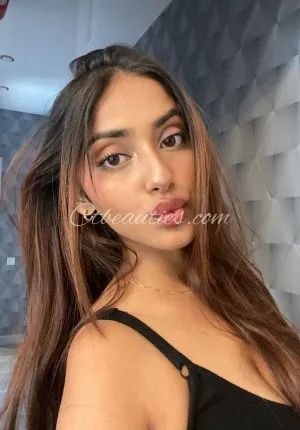 Shweta beautiful girl high profile top model girl genuine service low price  Shweta high profile Photo 4 of 4