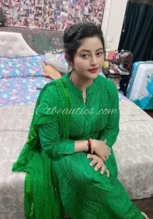 Simran beautiful gir Badlapur CALL GIRL Photo 1 of 3