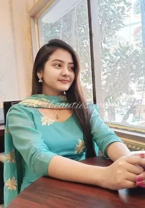 Simran beautiful girl Lo price genuine service Patna CALL GIRL Photo 1 of 4