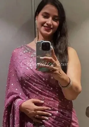 Siya kumari call girl escot servics sex Laxmipuri Call me Photo 2 of 5