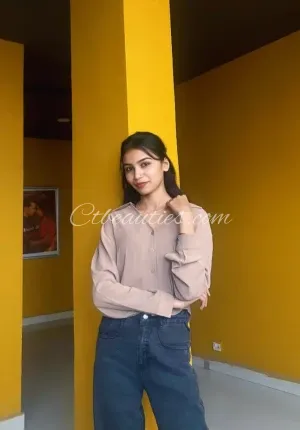Sonam pune girl  Indian And Russian Photo 1 of 2