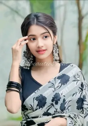 Suniya Laskar  Sudita is top Photo 6 of 7