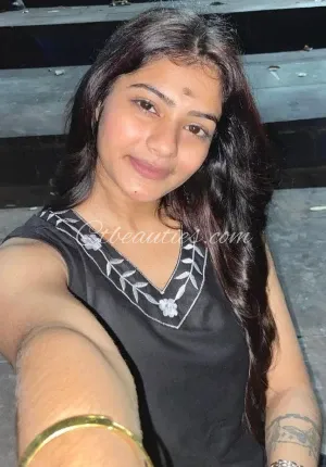 Suvidha of  Sweetheart is very Photo 2 of 5
