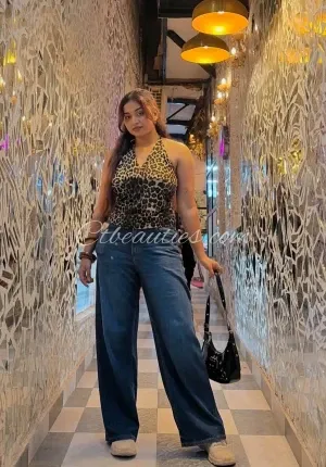 THE ROYAL ESCORT - HARD SEX 100% SAFE AND SECURE Nisha 𝟳𝟱𝟰𝟰𝟬𝟱𝟰𝟵𝟯𝟮 THE Photo 4 of 4