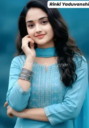 Vijaya  Vijay Mathur is Photo 3 of 8