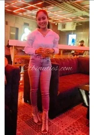 Viman nagar girl  Explore premium and Photo 2 of 3